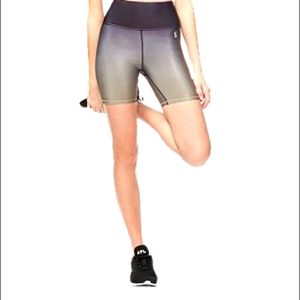 Good American Women's Core Bike Shorts